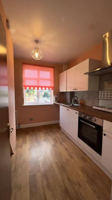 Palaz 6 - 2 Bedroom Flat إدمونتون المظهر الخارجي الصورة