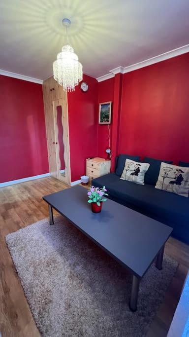 Palaz 6 - 2 Bedroom Flat إدمونتون المظهر الخارجي الصورة