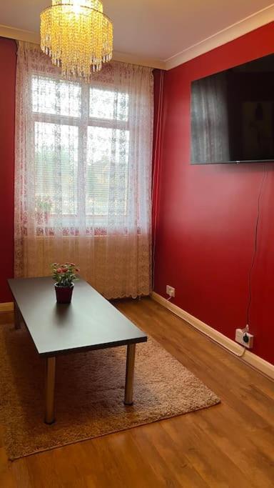 Palaz 6 - 2 Bedroom Flat إدمونتون المظهر الخارجي الصورة